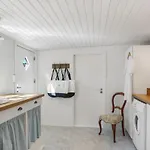Vakantiehuis 4 Bedroom Beautiful In