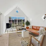 Vakantiehuis 4 Bedroom Beautiful In