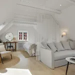 4 Bedroom Beautiful In