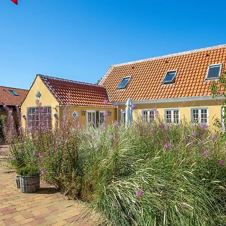 4 Bedroom Beautiful In